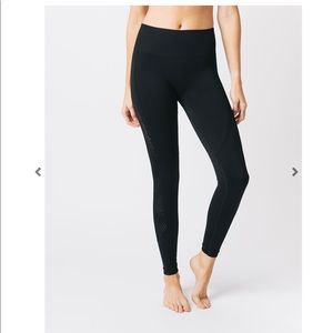Zyia Black Performance Hi Rise Legging